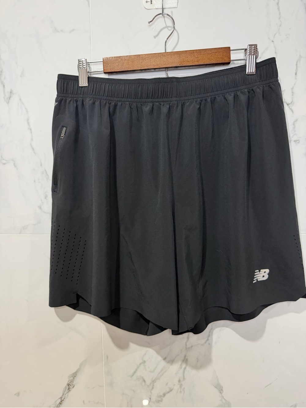 New Balance Men's Black Athletic training Shorts